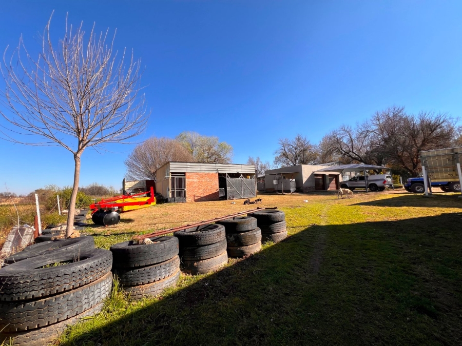 Commercial Property for Sale in Vallombrosa Free State